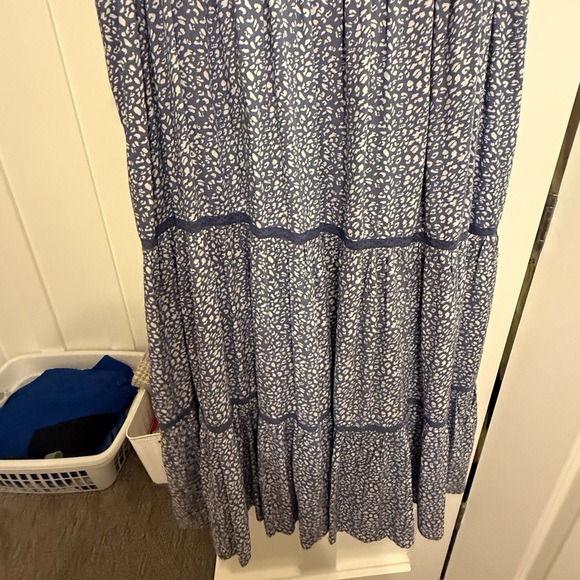 In Bloom Blue and White floral dress 
Great condition - Picture 5 of 5